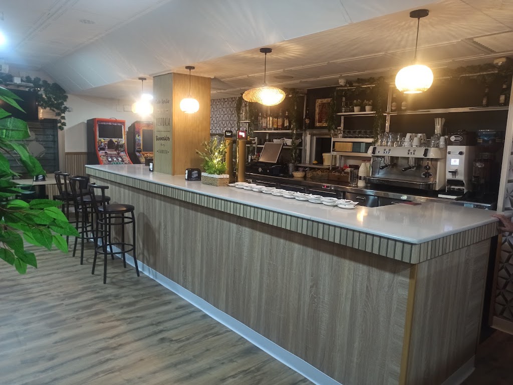 Cafe Bar Tejavana — Ambiente