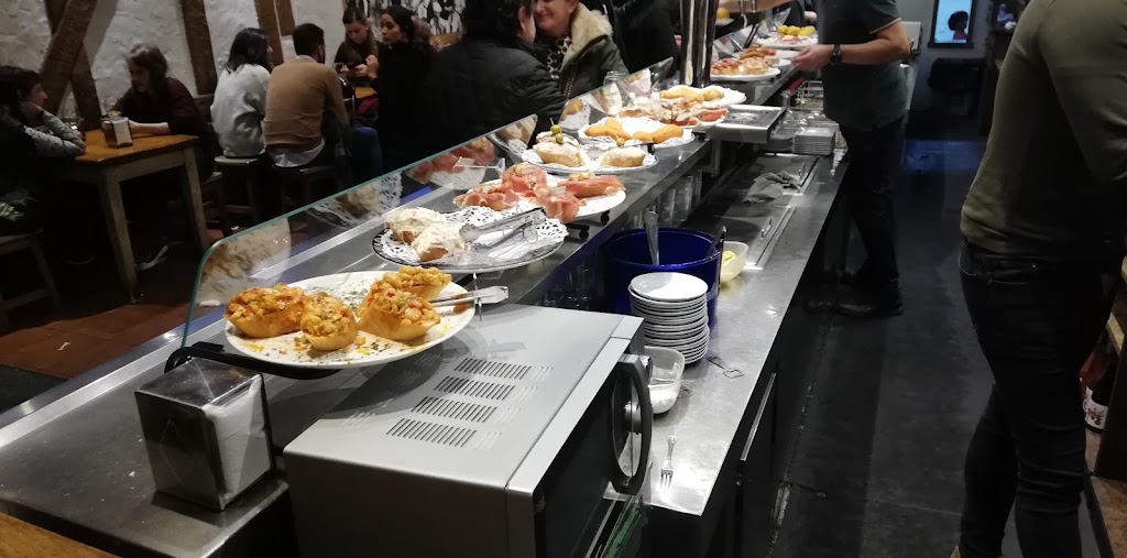Bar Cerveceria La Estafeta — Ambiente