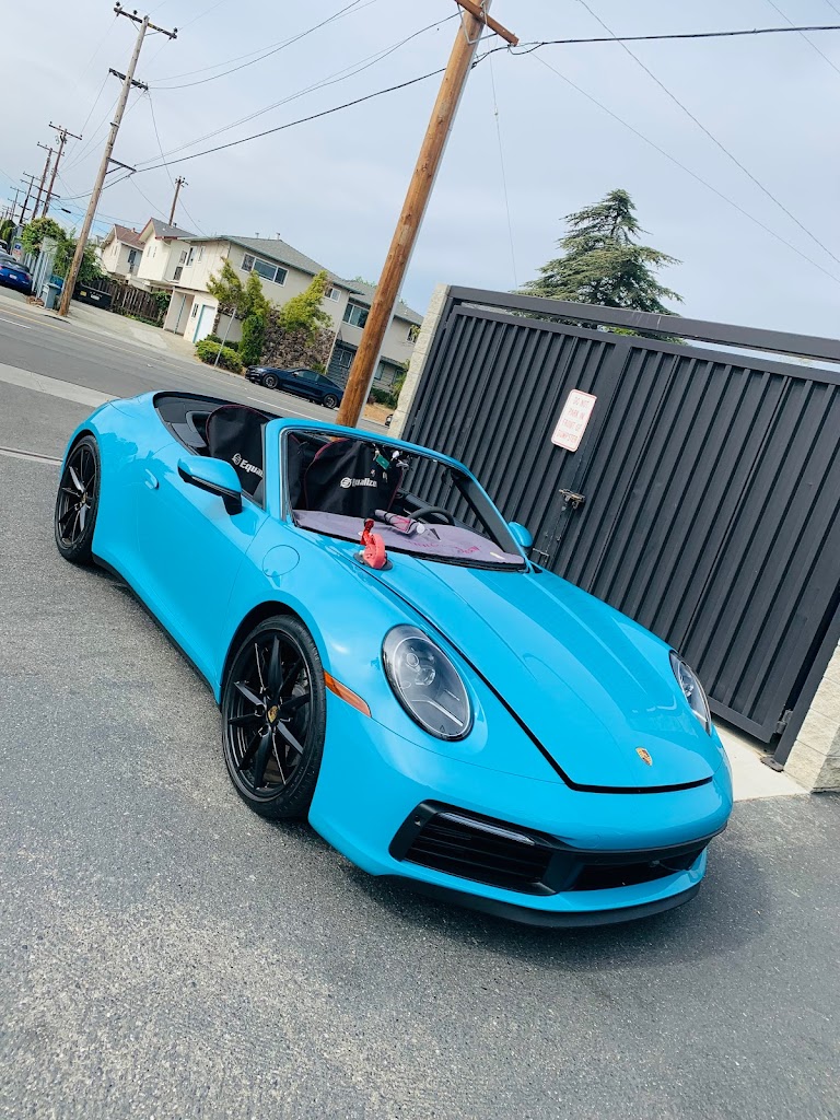 Auto glass repair service in Downey