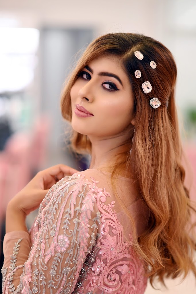 Nikky Bawa Family Salon