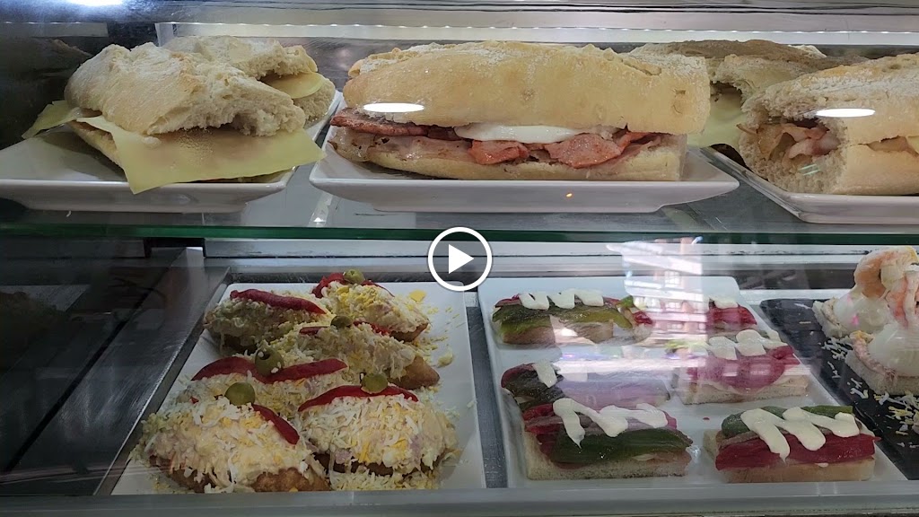 Bar The Candiless — Del propietario