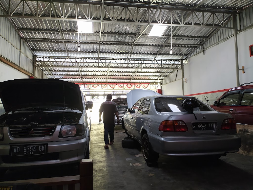 Bengkel Mobil Deny