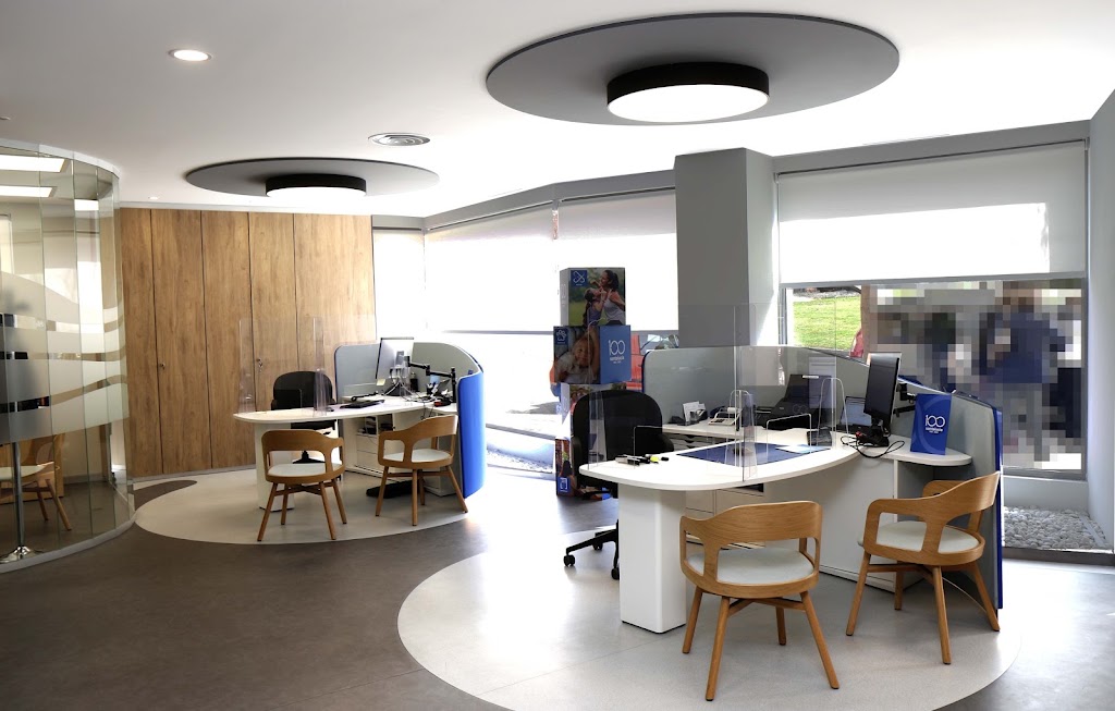 Agencia de Santalucia Seguros — Interior