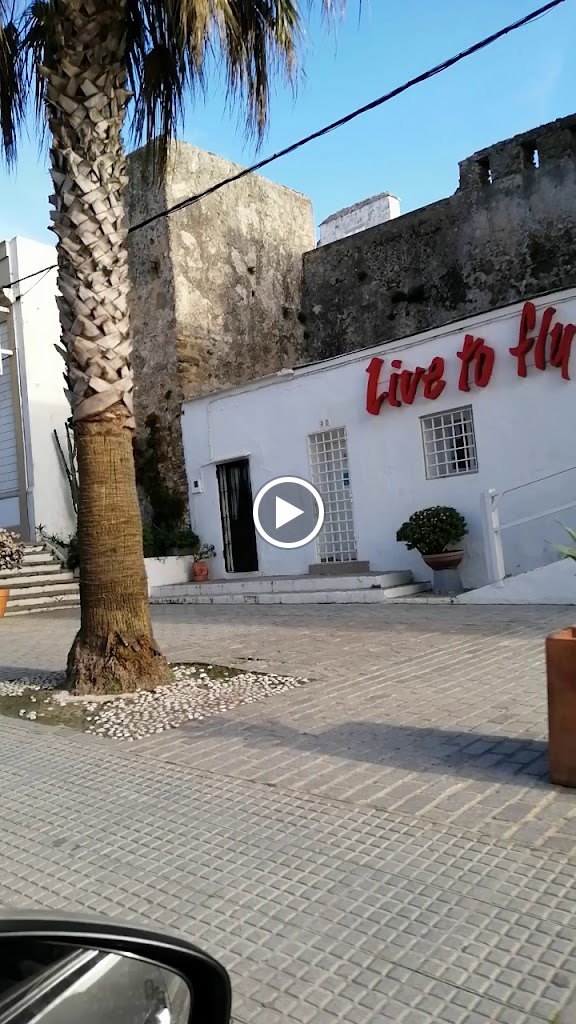 Live to Fly Kitesurf Tarifa — Videos