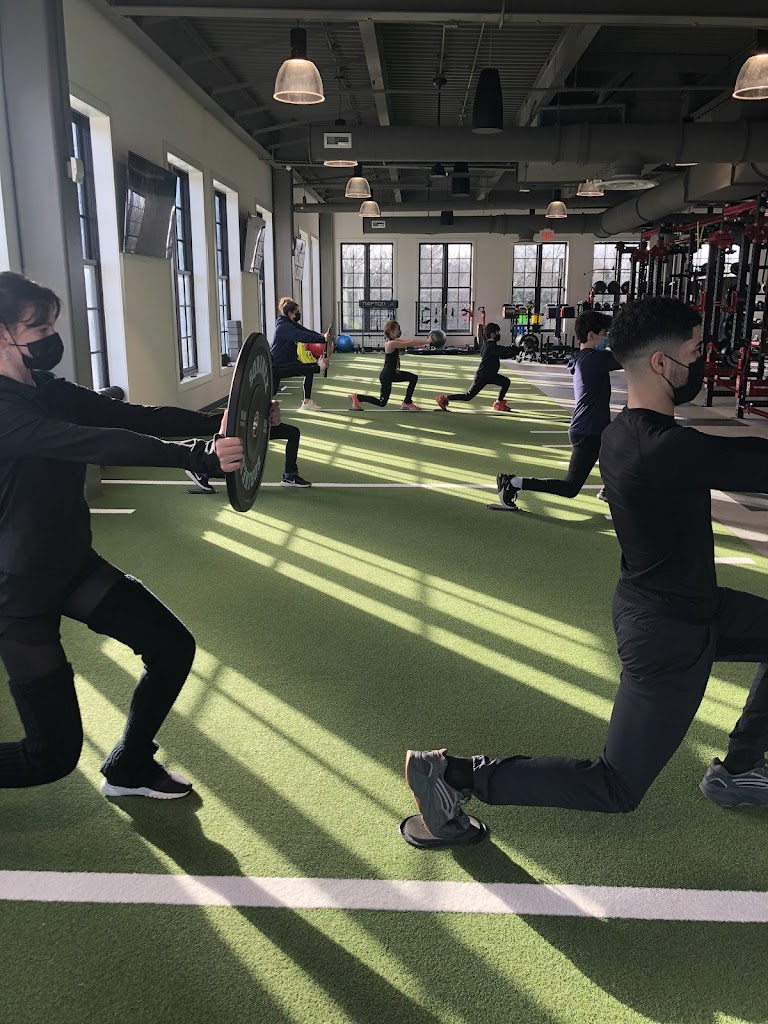  The Performance Center at IM | Health