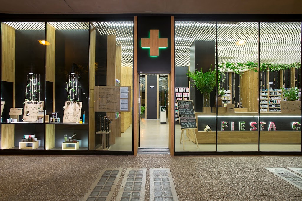 Farmacia SF10 - Medicina, dermofarmacia, dietetica y nutricion — Del propietario