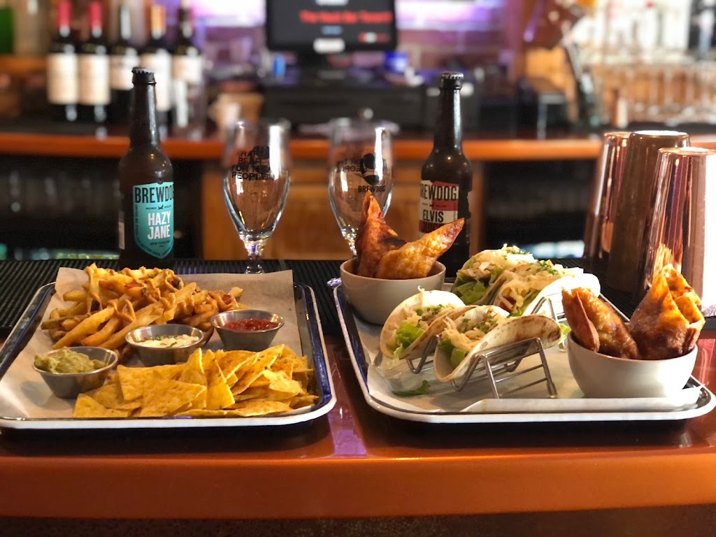 The Vault Bar Tenerife — Comida y bebida