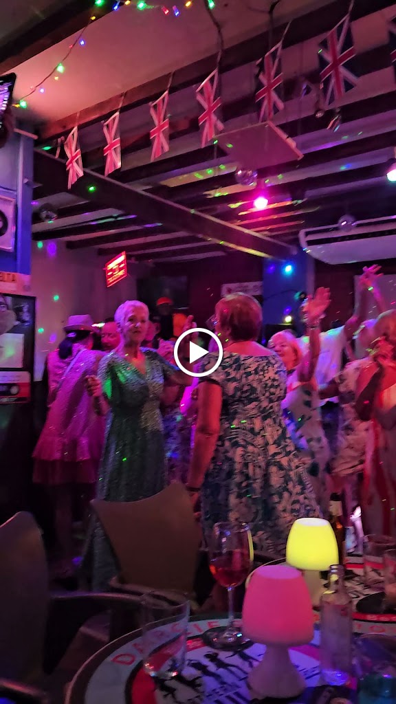 Darcie's Motown Bar — Videos