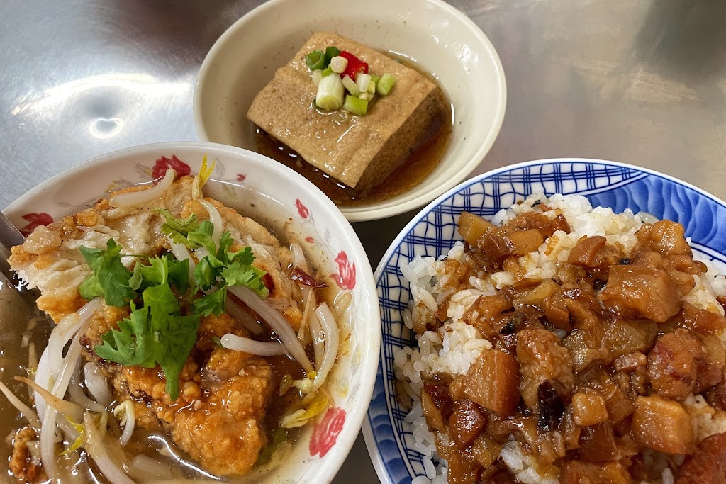 開元紅燒𩵚魠魚羹 的照片