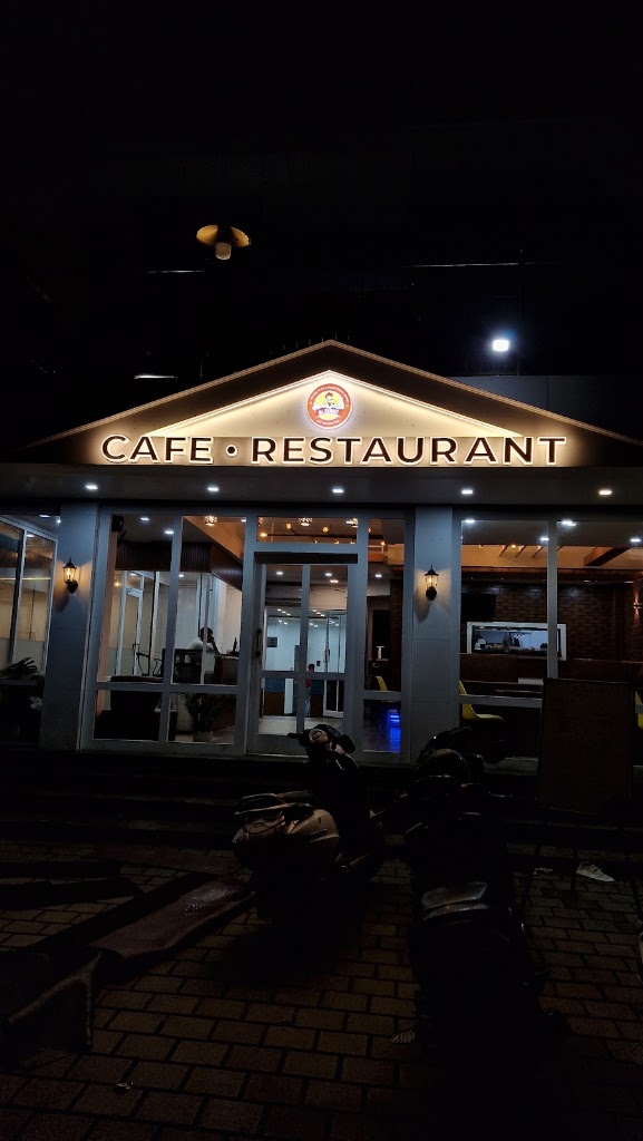 Mr Broast Cafe Restaurant