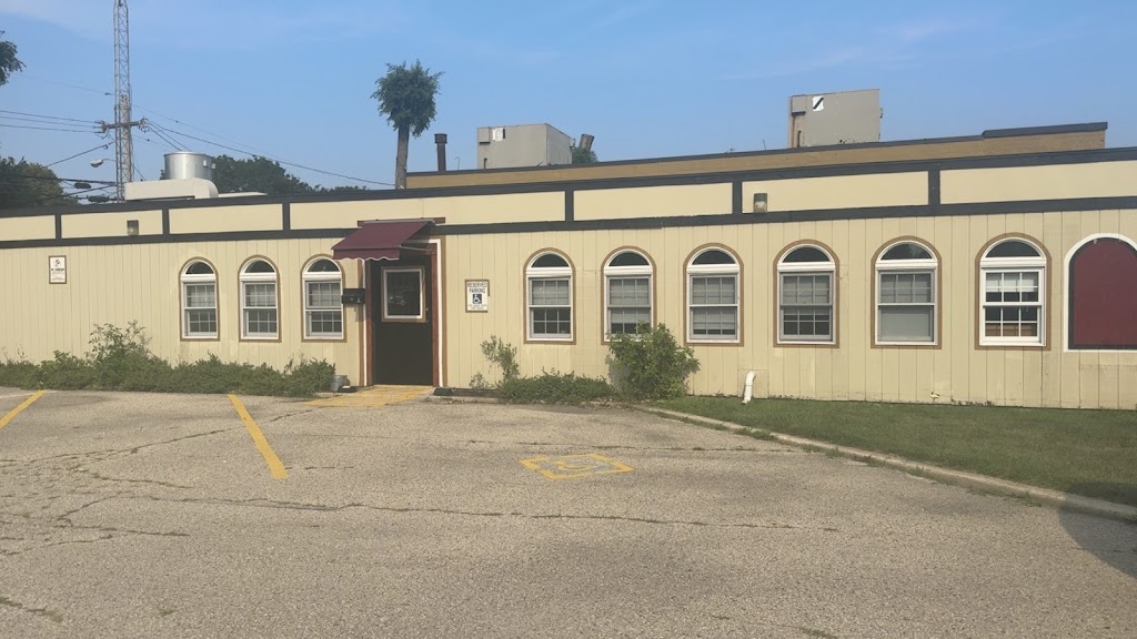  Red Apple Restaurant