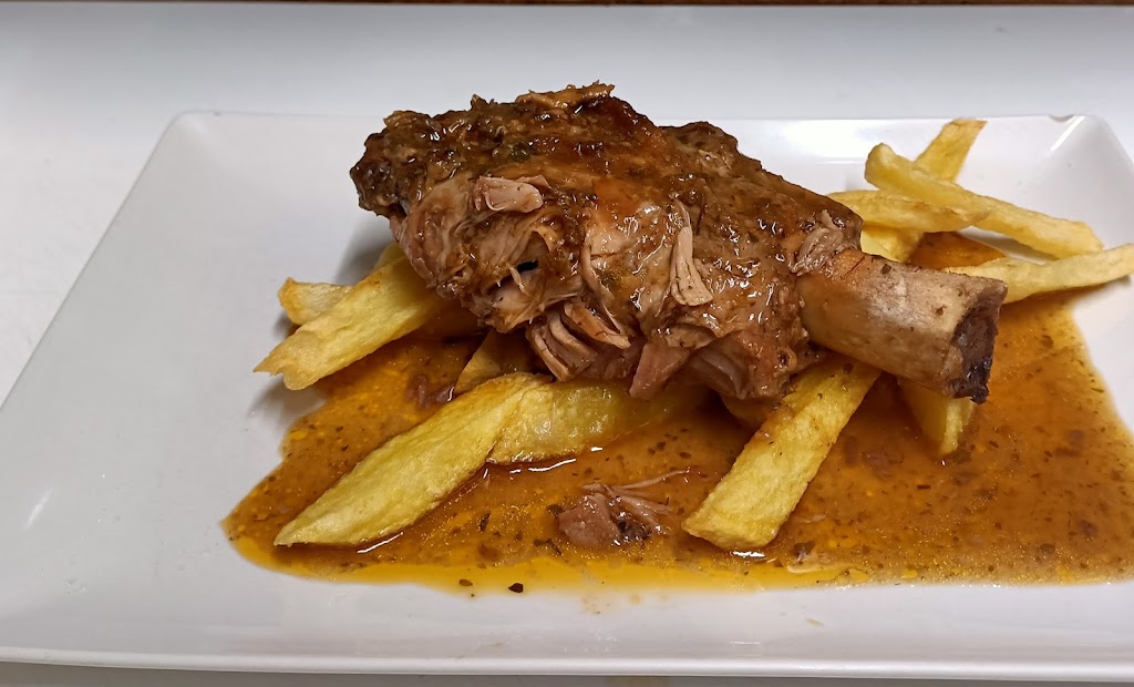 Bar restaurante nacha — Comida y bebida