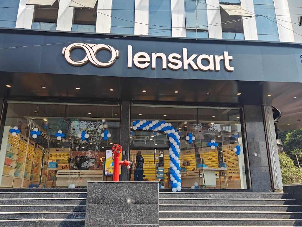 Lenskart Com Flagship Store At Mumbai Naka Nashik