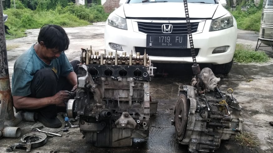Bengkel Mobil S'M Panggilan 24jam