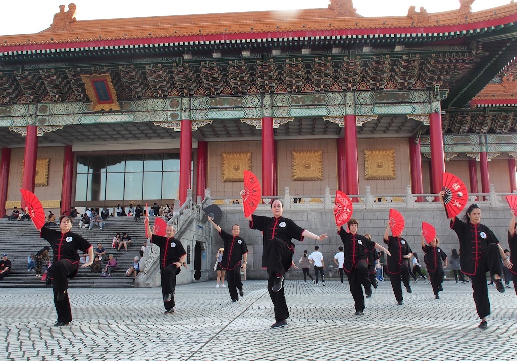 Tai Chi, Kung Fu, Chi Kung, Meditacion Mallorca "Centro de Investigacion de Artes Orientales" Directora Eva Caimari Caldes