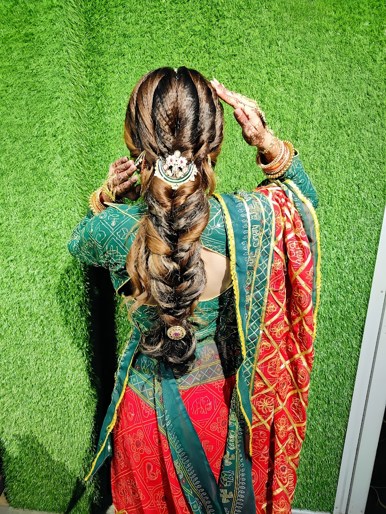 Anmol Beauty Salon