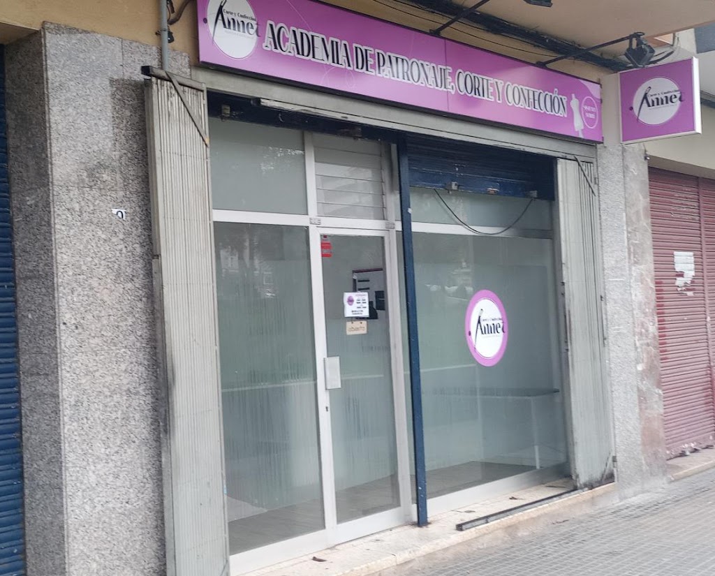 ACADEMIA DE PATRONAJE CORTE Y CONFECCION