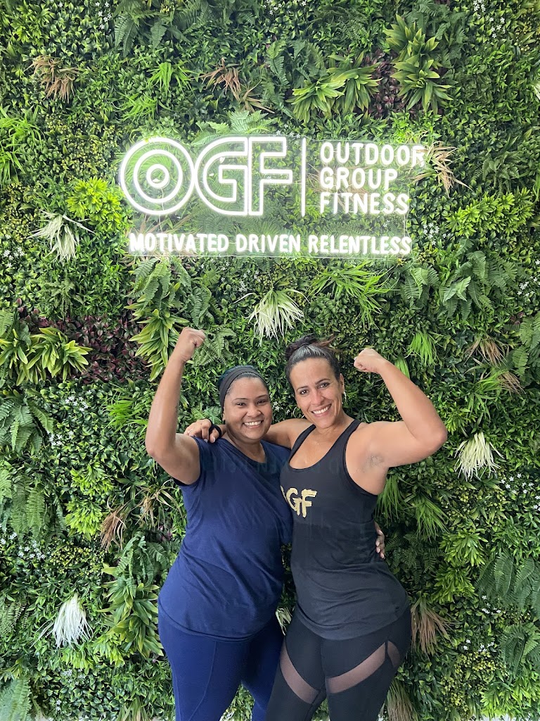  Outdoor Group Fitness