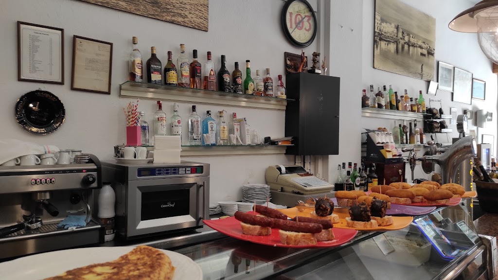 Taberna Marinada — Comida y bebida