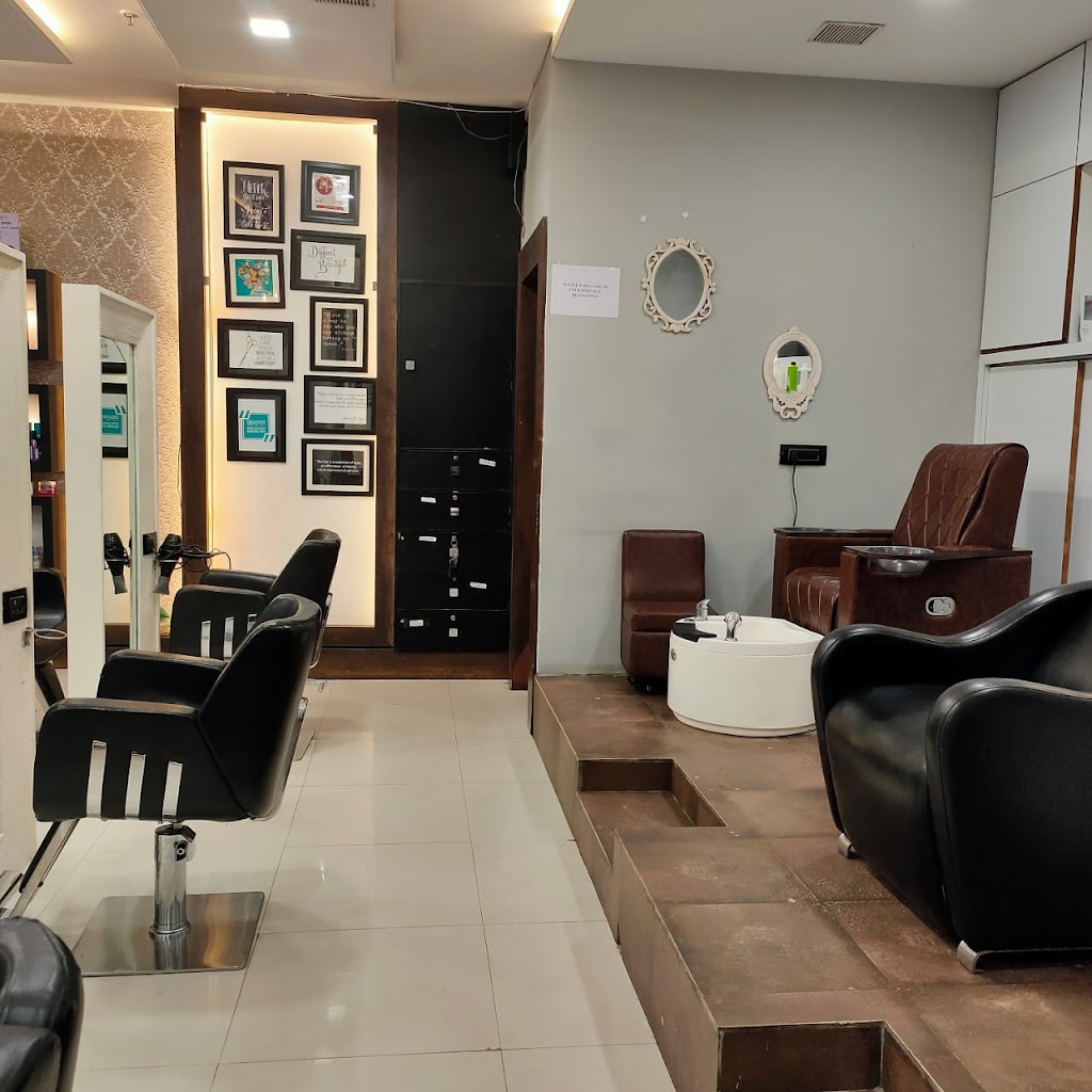 Capello Salon Empress Mall