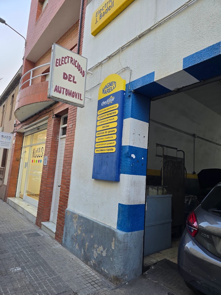 Talleres Alfonso — Exterior