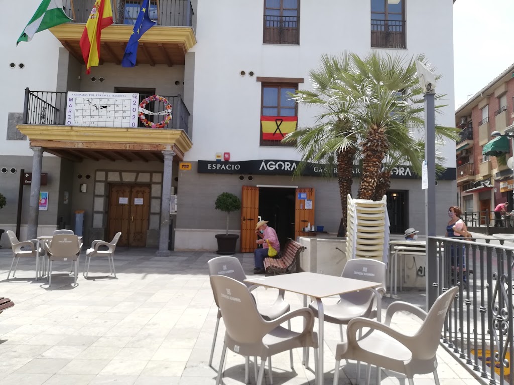 AGORA RESTAURANTE — Ambiente
