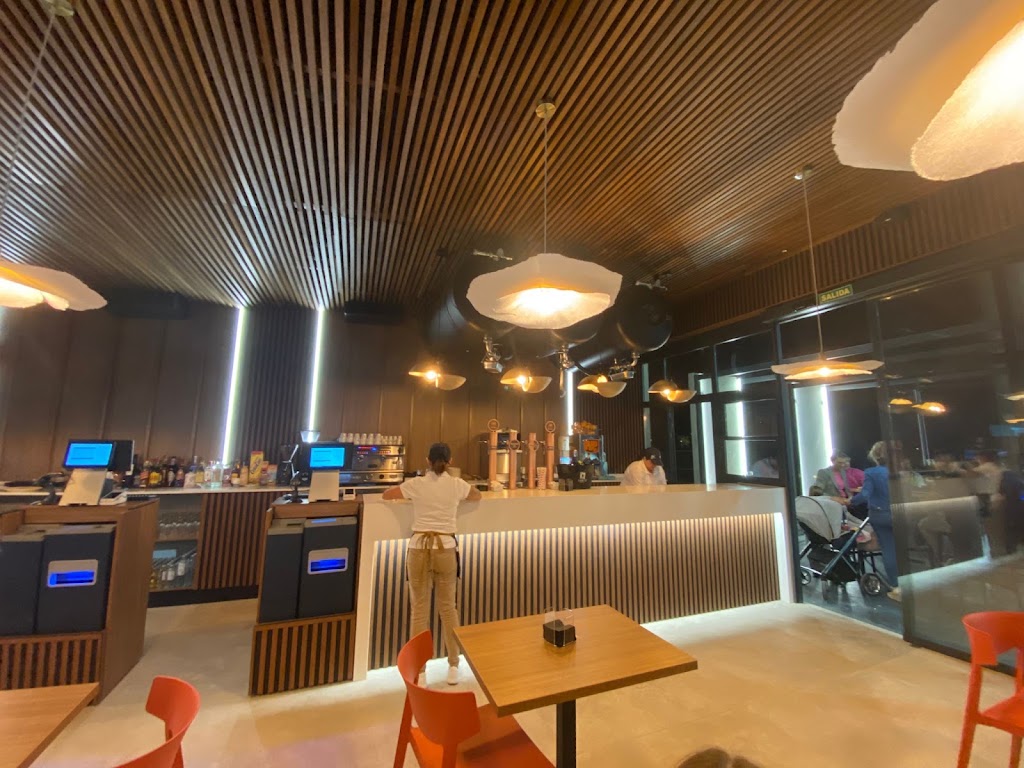 Brisa Coffee & Car - Lavadero de coches — Interior