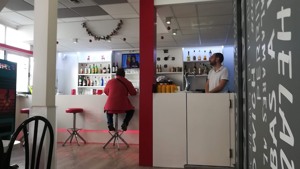 Restaurante Freiduria Condal — Ambiente