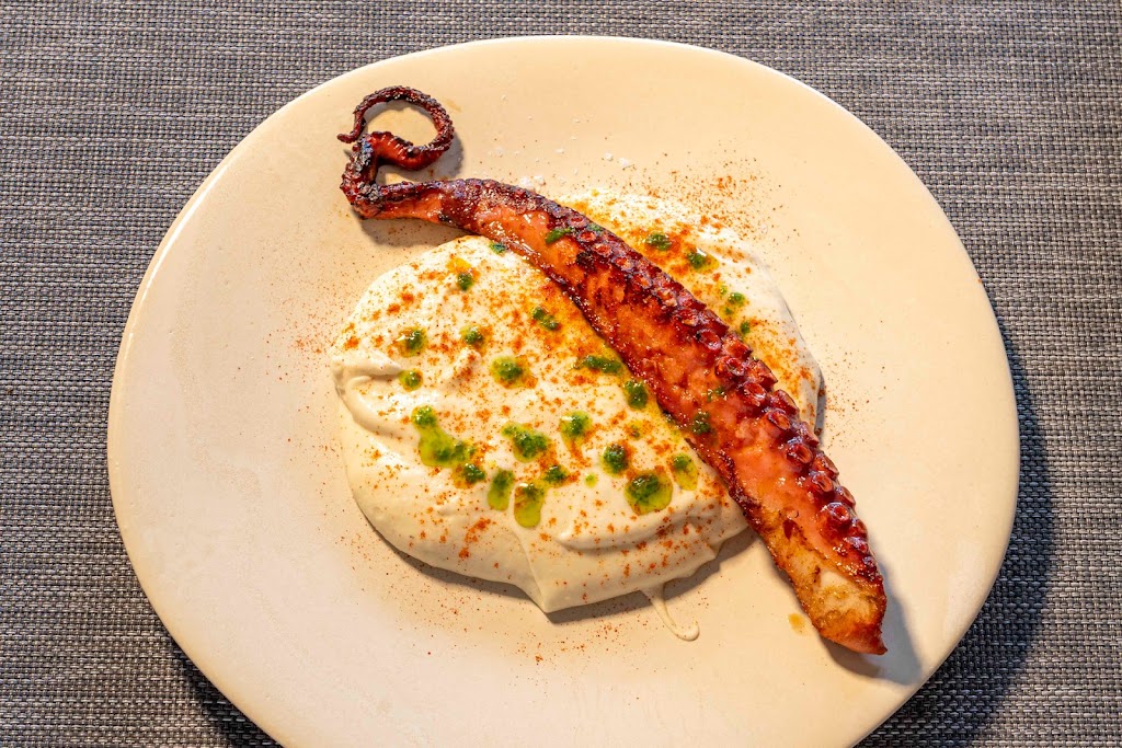 Zuriaga — Comida y bebida