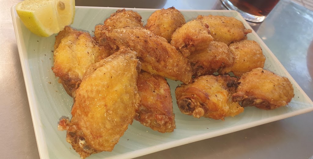 Bar La Tapita — Comida y bebida