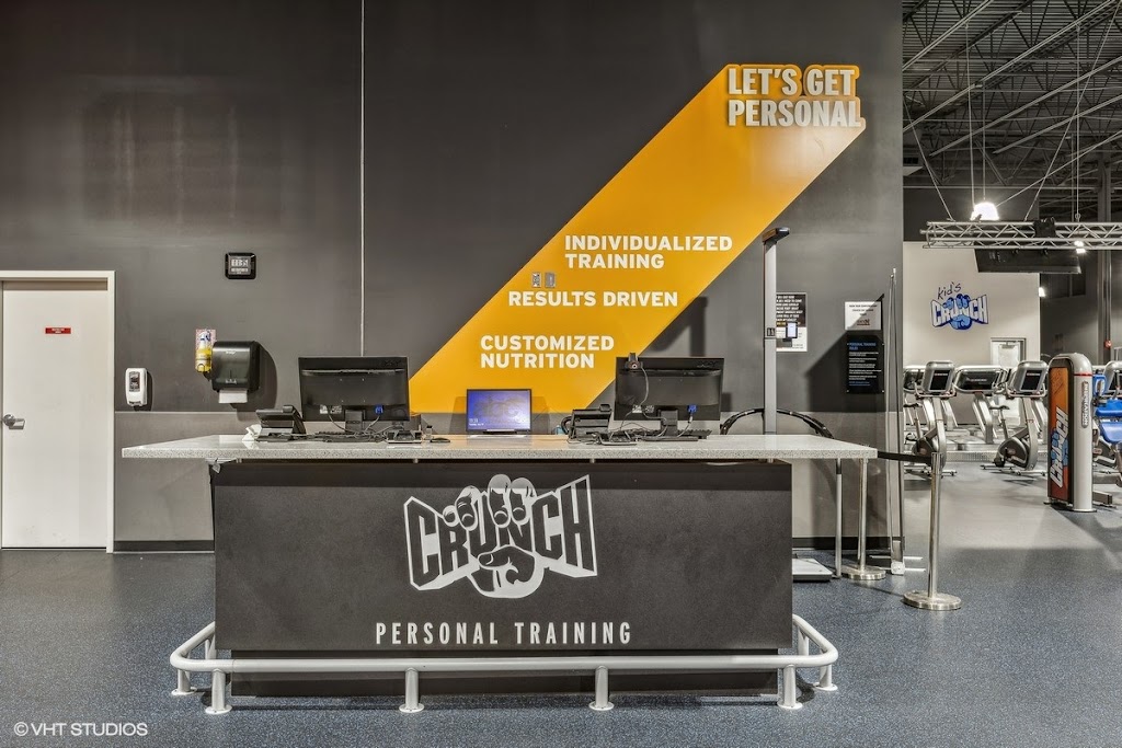  Crunch Fitness - Sparks