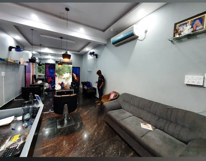 Shine Family Unisex Salon Kgf