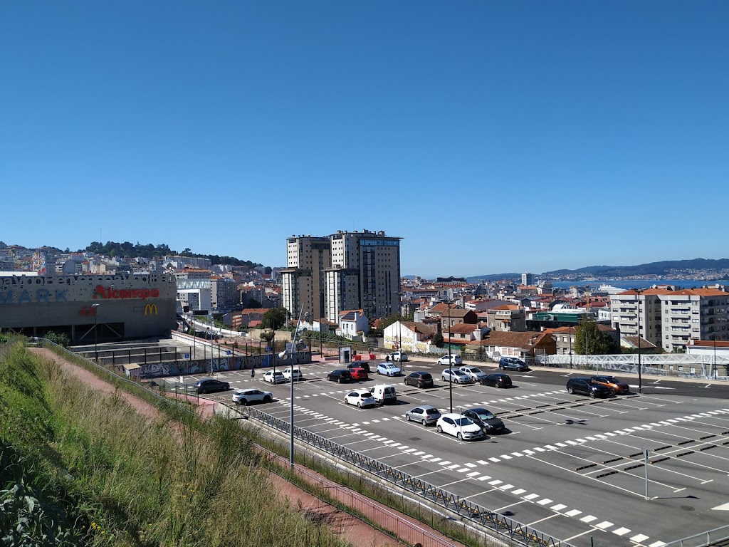 Aparcadoiro Exterior Vialia