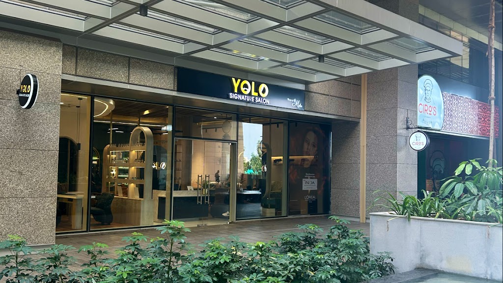 Yolo Signature Salon