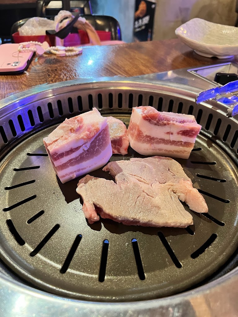 豚花돈꽃韓式料理 的照片
