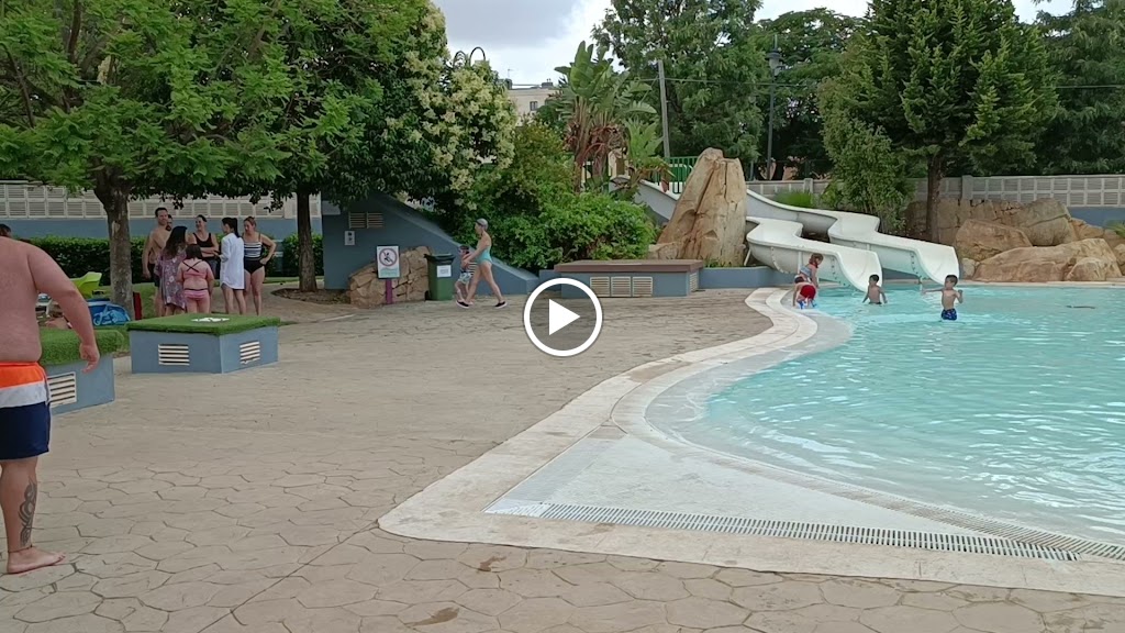 Piscina Quart De Poblet — Piscina