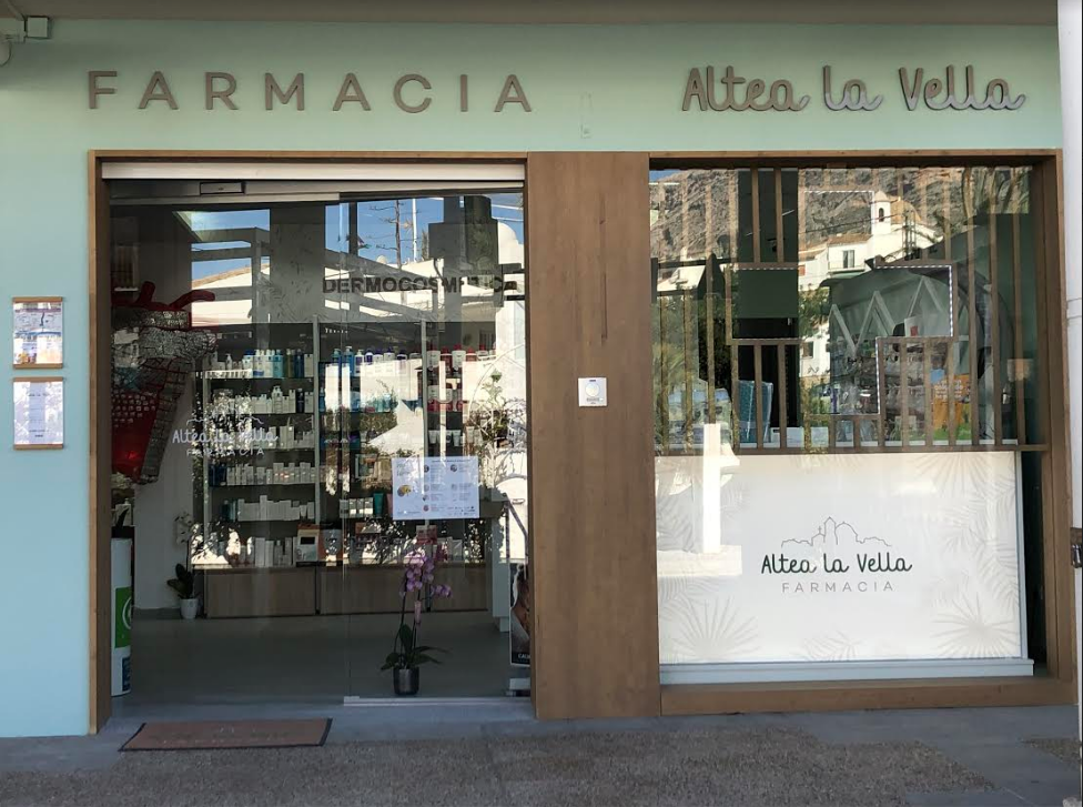 Farmacia Altea la Vella. Fitoterapia, Homeopatia, Dermofarmacia — Del propietario