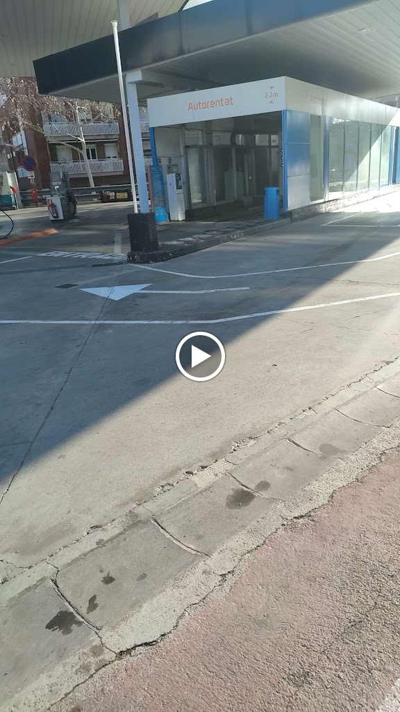 Estacion de Servicio Repsol — Videos