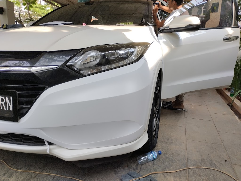 Wraping sticker mobil prabumulih