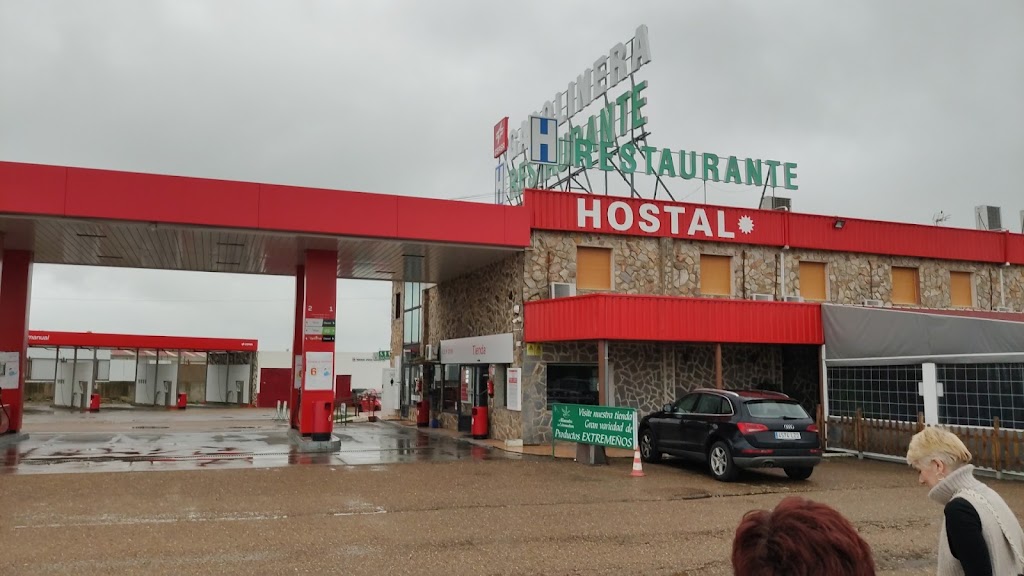 Gasolinera Miajadas — Estacion de servicio