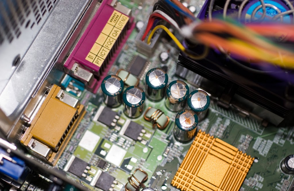 Aum Computers