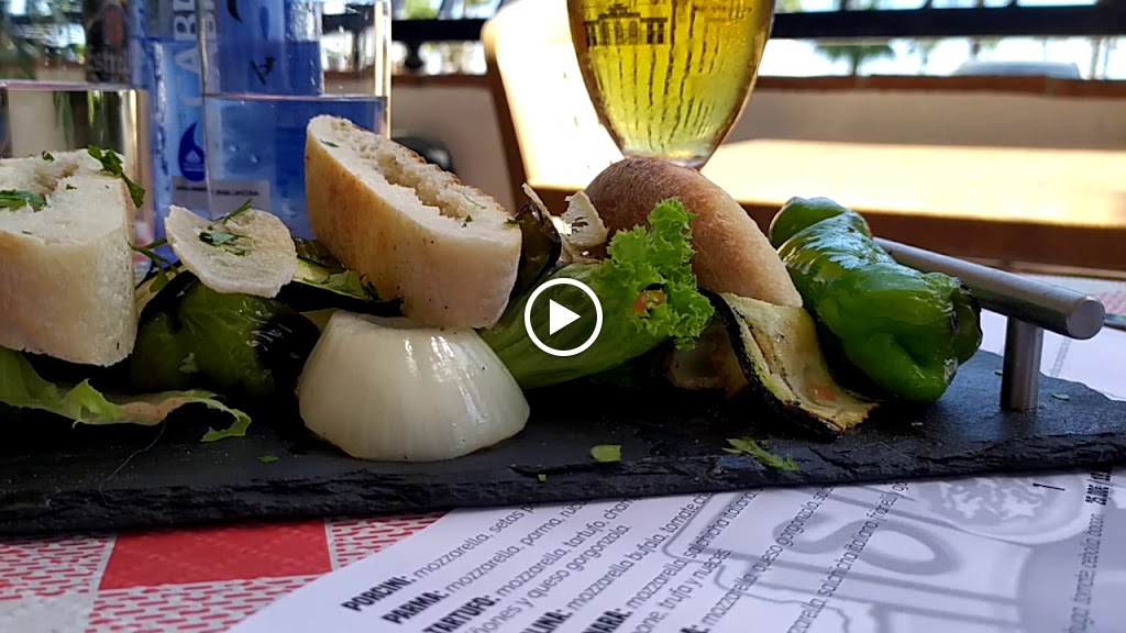 Restaurante Pizzeria La Sorrentina — Videos