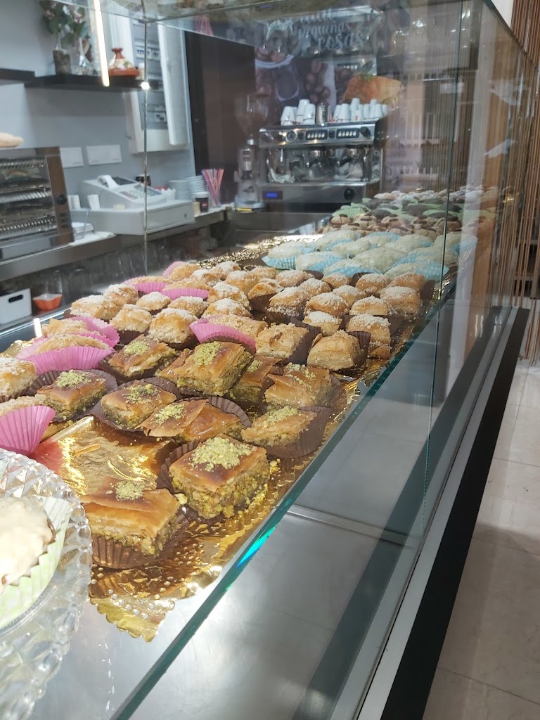 Cafeteria Lila Food Pucol