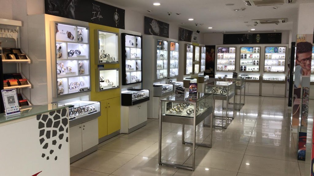 Titan Eye At Tsb Circle Shivamogga