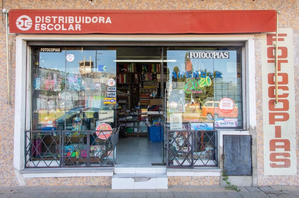Distribuidora Escolar