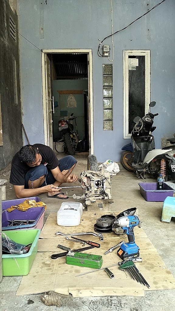 Bengkel Ichal Motor