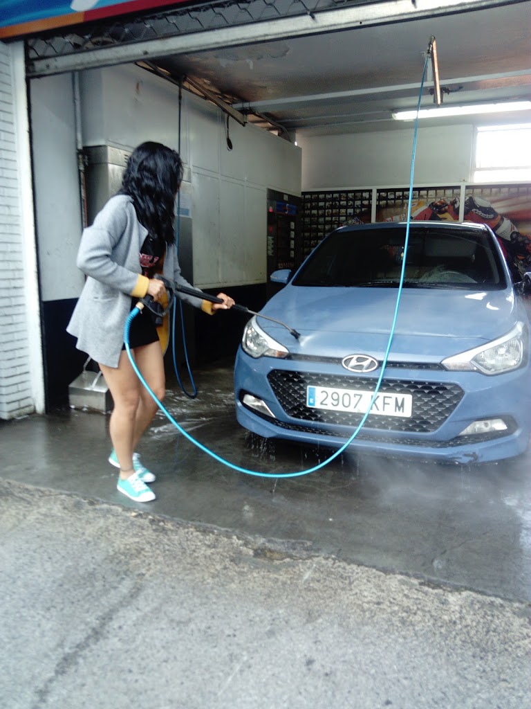 Estacion de Servicio Petronor - Repsol — Servicio de lavado de coches