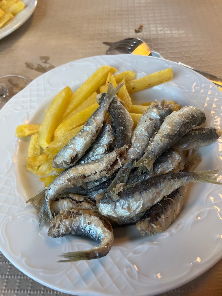 CAFETERIA EVICEALI ( EL CHANGO) — Comida y bebida