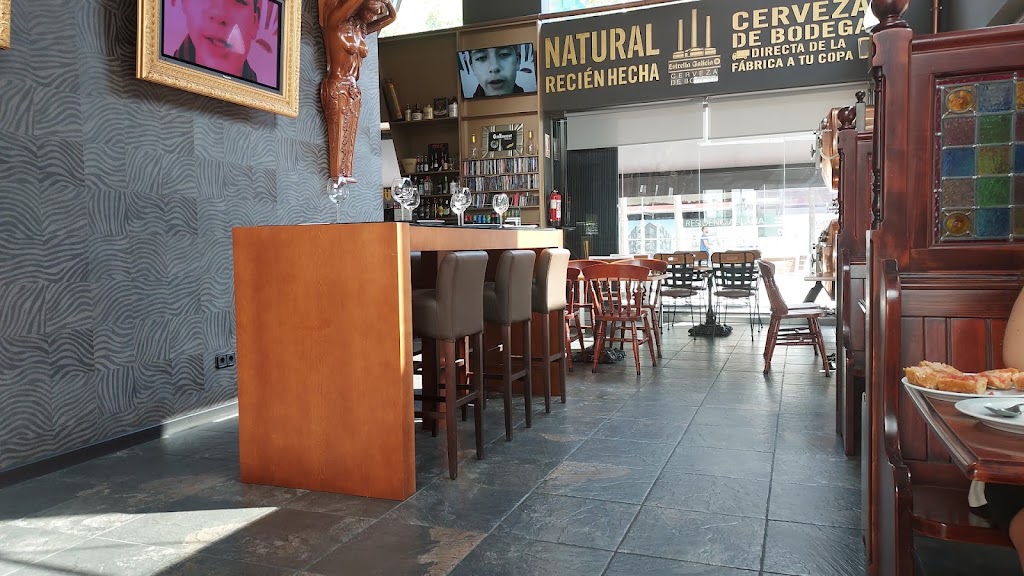 Universal Gastrobar — Ambiente