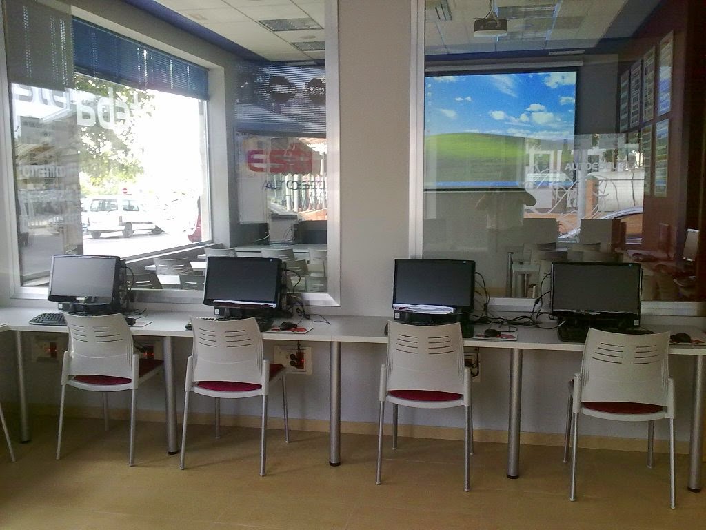 Autoescuela Esteban Velez Malaga — Del propietario
